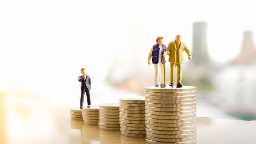 Εκκρεμείς συντάξεις: Ξεπερνούν τις 143.000 – Γιατί δεν μειώνεται το “στοκ”