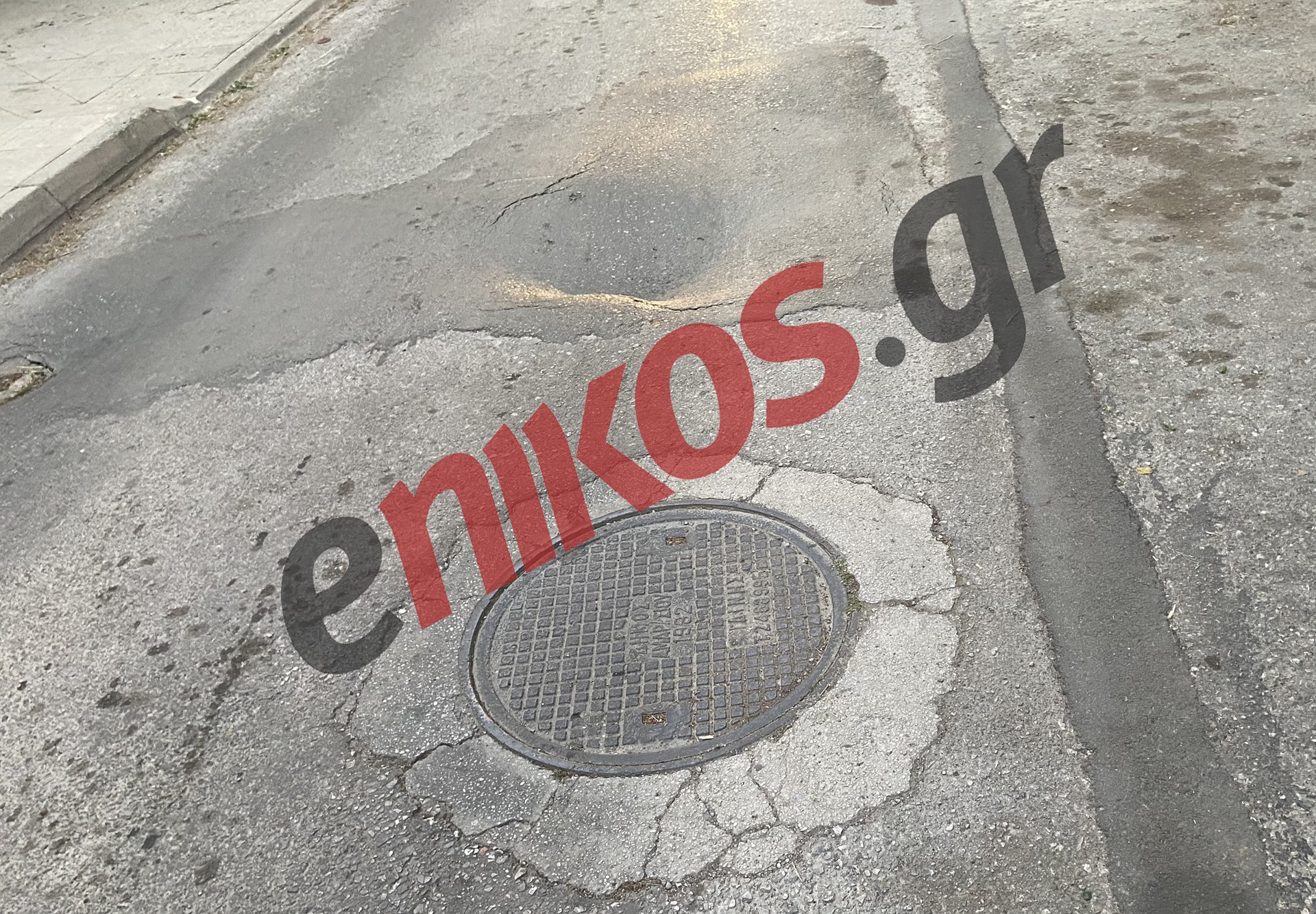 Γεμάτοι παγίδες για τους οδηγούς οι δρόμοι της Αθήνας – ΦΩΤΟ