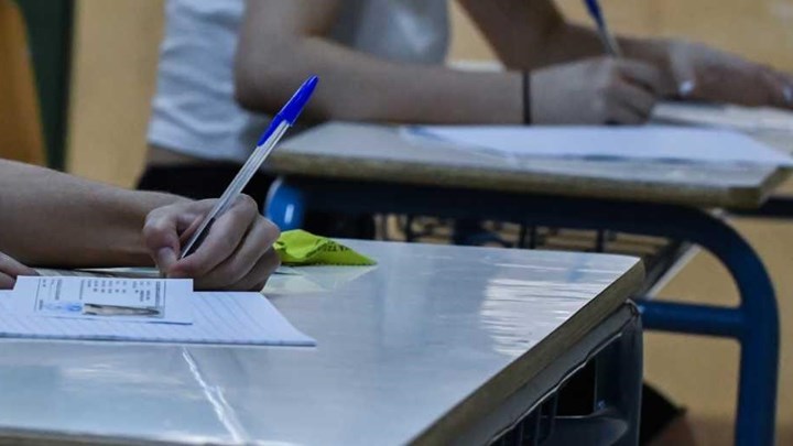 Πανελλήνιες 2021: Σε εθελοντική καραντίνα οι υποψήφιοι… για να μην χάσουν τις εξετάσεις