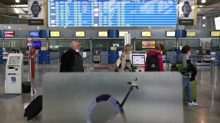 Πτήσεις: Οι προϋποθέσεις εισόδου στη χώρα μας – Οδηγίες για τους επιβάτες με προορισμό τα νησιά