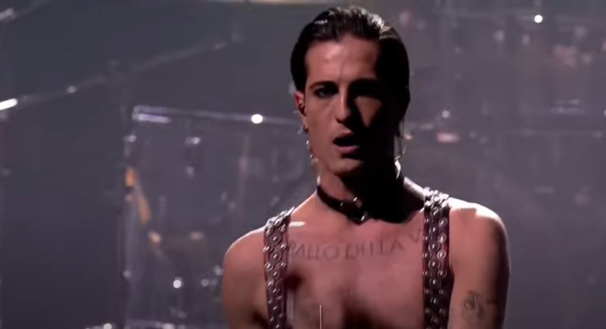 Damiano David: Ποιος είναι ο frontman των Maneskin που κέρδισε τη Eurovision – Αυτή είναι η σύντροφός του