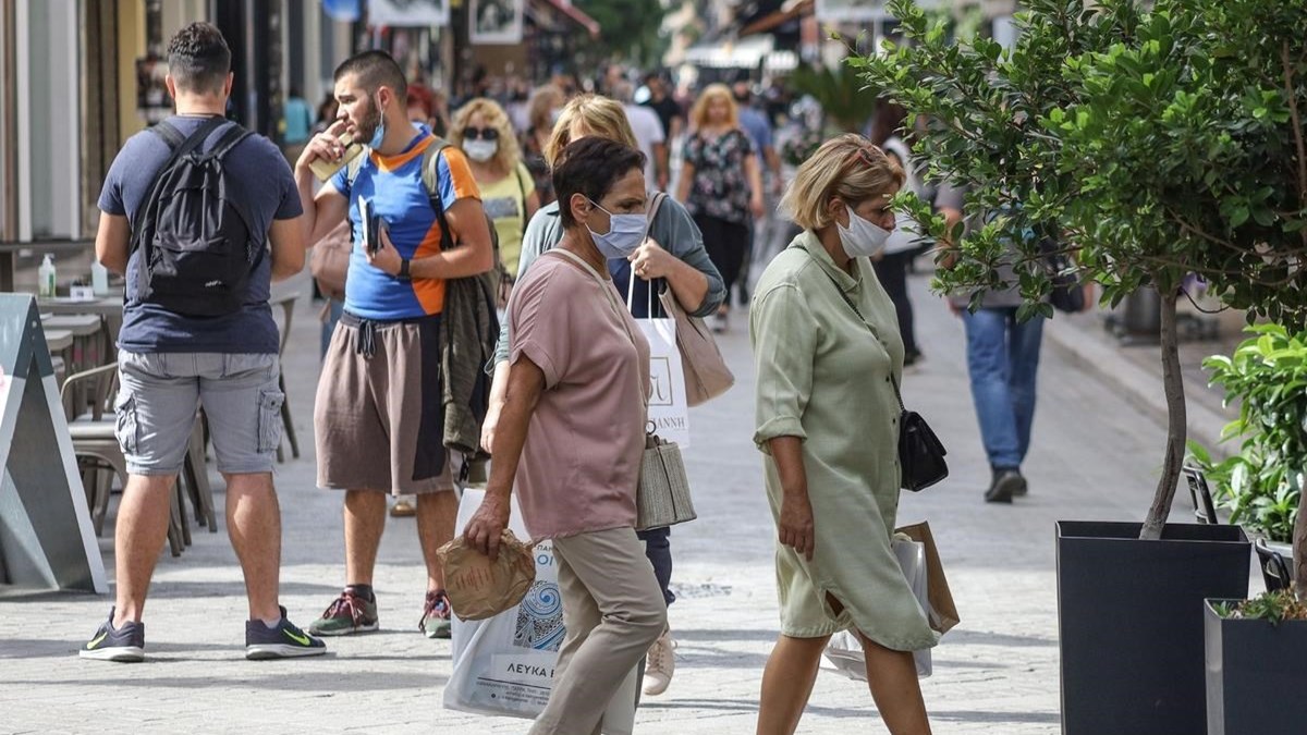 Κορονοϊός: Η “ακτινογραφία” της πανδημίας στη χώρα – Οι περιοχές που ακόμα προβληματίζουν και οι εκτιμήσεις Σαρηγιάννη