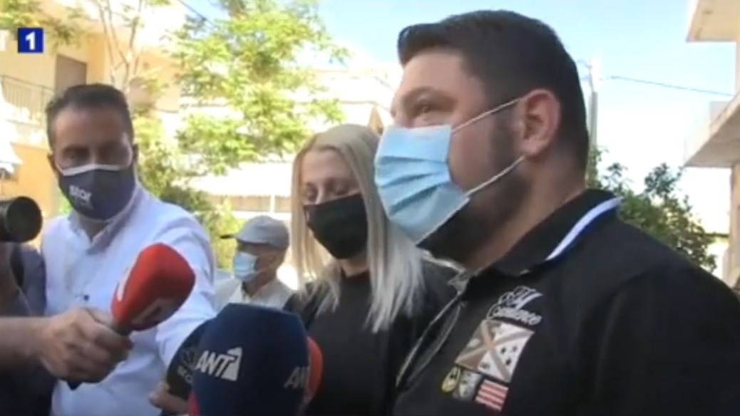 Χαρδαλιάς: Θρασύδειλα ανθρωπάρια δεν θα μας τρομοκρατήσουν – Τι είπε η σύζυγός του για τις εμπρηστικές επιθέσεις