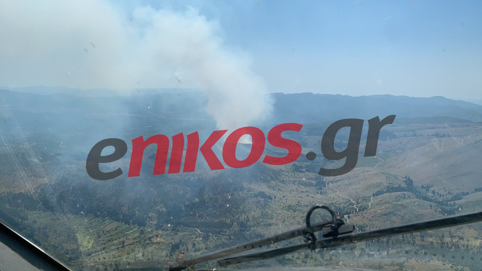 Φωτιά στην Αρκαδία: Αποκλειστικές ΦΩΤΟ από την επιχείρηση των Καναντέρ στη Μεγαλόπολη