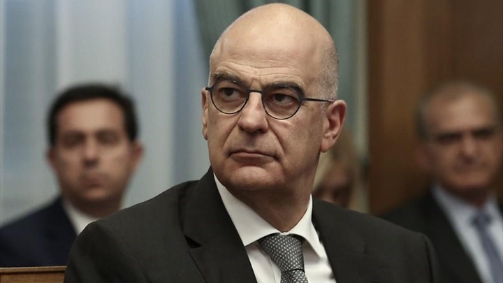 Θρίλερ σε πτήση από Αθήνα: Επικοινωνία Δένδια με τον Λιθουανό ΥΠΕΞ