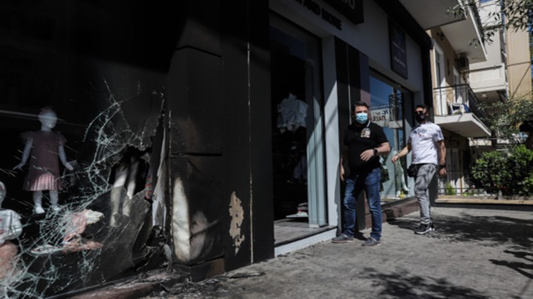 Σύζυγος Χαρδαλιά: Ευχαριστώ τον Θεό – Θα μπορούσαμε να είχαμε θύμα – ΒΙΝΤΕΟ