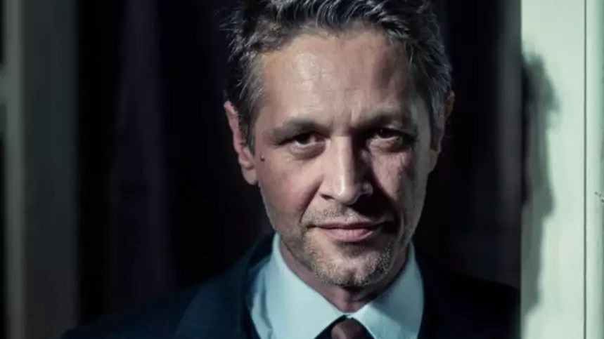 Άγριες Μέλισσες: Ο Αιμίλιος Χειλάκης εισβάλλει στο Διαφάνι – Τι ρόλο θα υποδυθεί