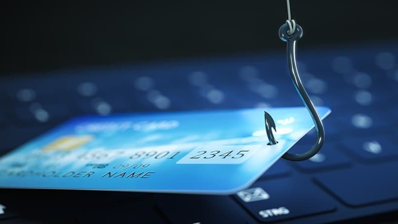 Phishing: Πώς δρουν οι κυβερνοαπατεώνες – Πόσα χρήματα έχουν χάσει Έλληνες χρήστες του διαδικτύου