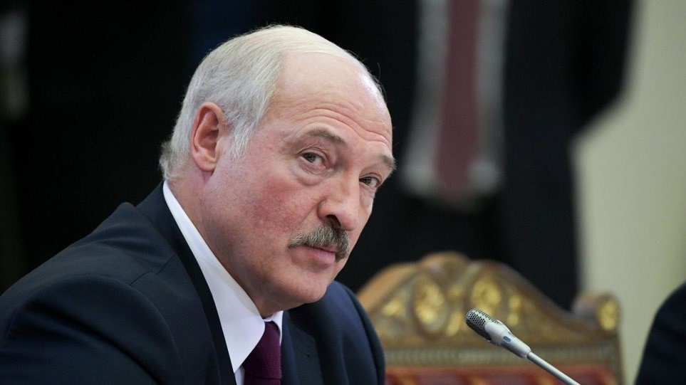 Λευκορωσία: Η πρώτη αντίδραση του Λουκασένκο για την “αεροπειρατεία” και τις κυρώσεις