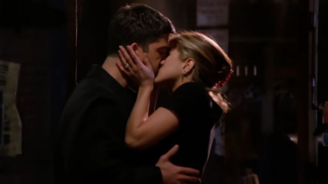 Άνιστον: Τι είπε για το πρώτο φιλί της Ρέιτσελ με τον Ρος