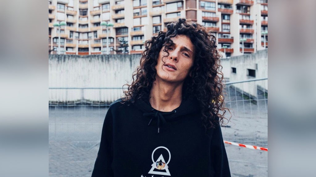 Θρίλερ με τον σκελετό του χορευτή σε εγκαταλελειμμένη έπαυλη στον Πειραιά