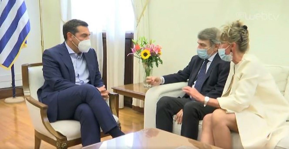 Τσίπρας σε Σασόλι: Να αναθεωρηθεί το Σύμφωνο Σταθερότητας, να μην επαναλάβουμε τα ίδια λάθη του παρελθόντος