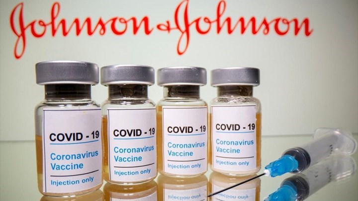 Johnson & Johnson: Πιθανές καθυστερήσεις στην παράδοση εμβολίων στην ΕΕ