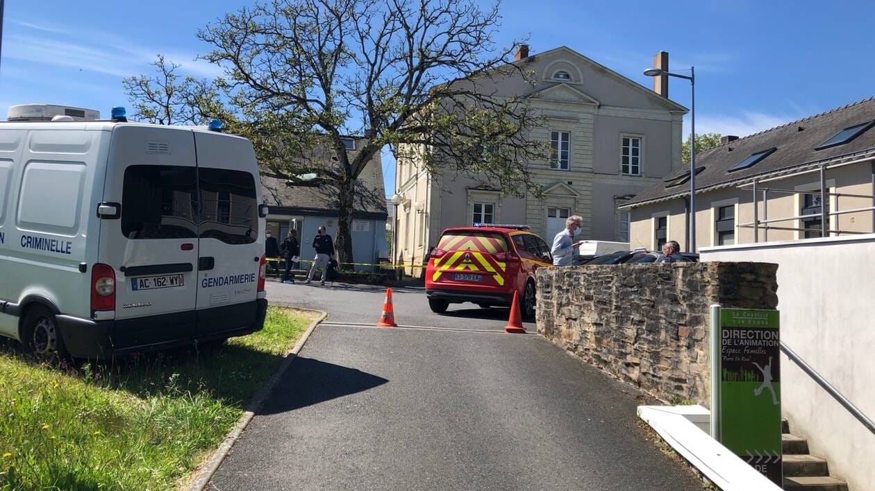 Συναγερμός στη Γαλλία: Επίθεση με μαχαίρι κατά αστυνομικού