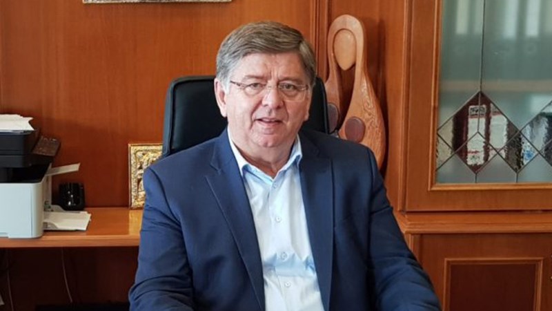Σοκαρισμένη η Καλαμπάκα: Πέθανε από κορονοϊό ο πρώην δήμαρχος Χρήστος Σινάνης