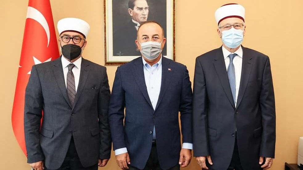 Νέα πρόκληση από Τσαβούσογλου – Τι ανέφερε σε tweet μετά τη συνάντηση με τους ψευτομουφτήδες