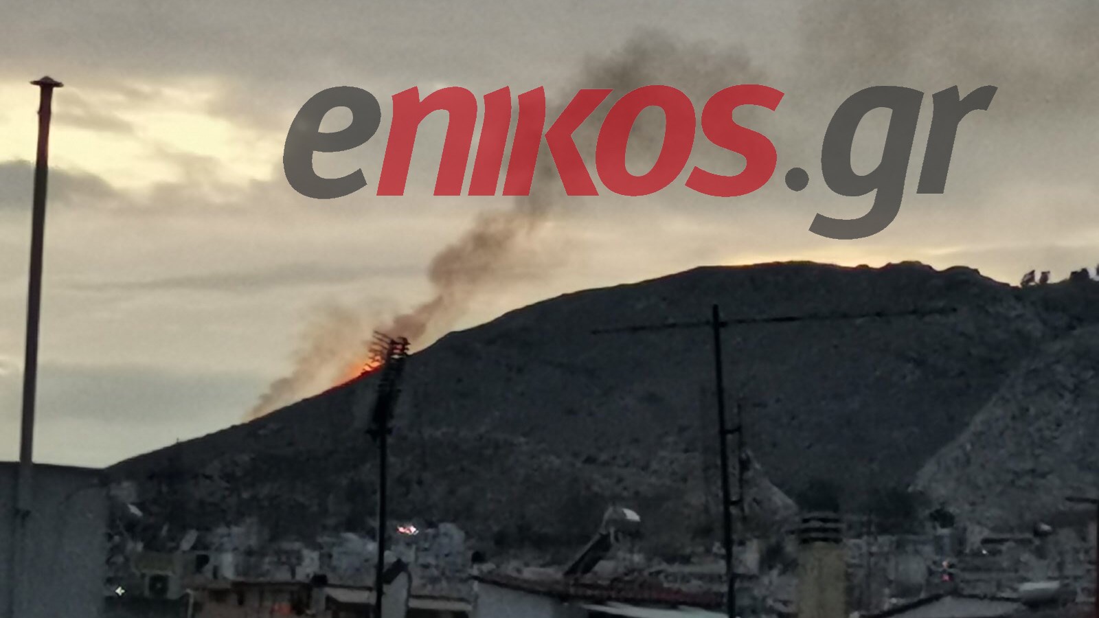 Φωτιά ΤΩΡΑ στο Σχιστό