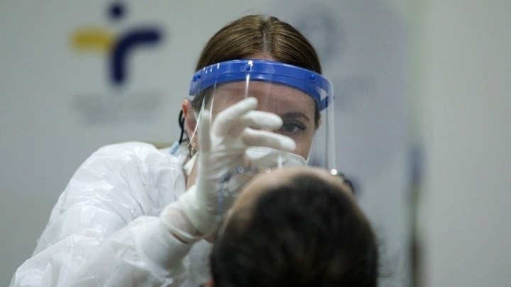 Κορονοϊός: Μπορούν τα εξουδετερωτικά αντισώματα να προβλέψουν τον βαθμό ανοσιακής προστασίας;