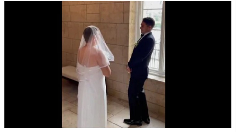 Viral φάρσα: Όταν ο κουμπάρος παίρνει τη θέση της… νύφης – ΒΙΝΤΕΟ