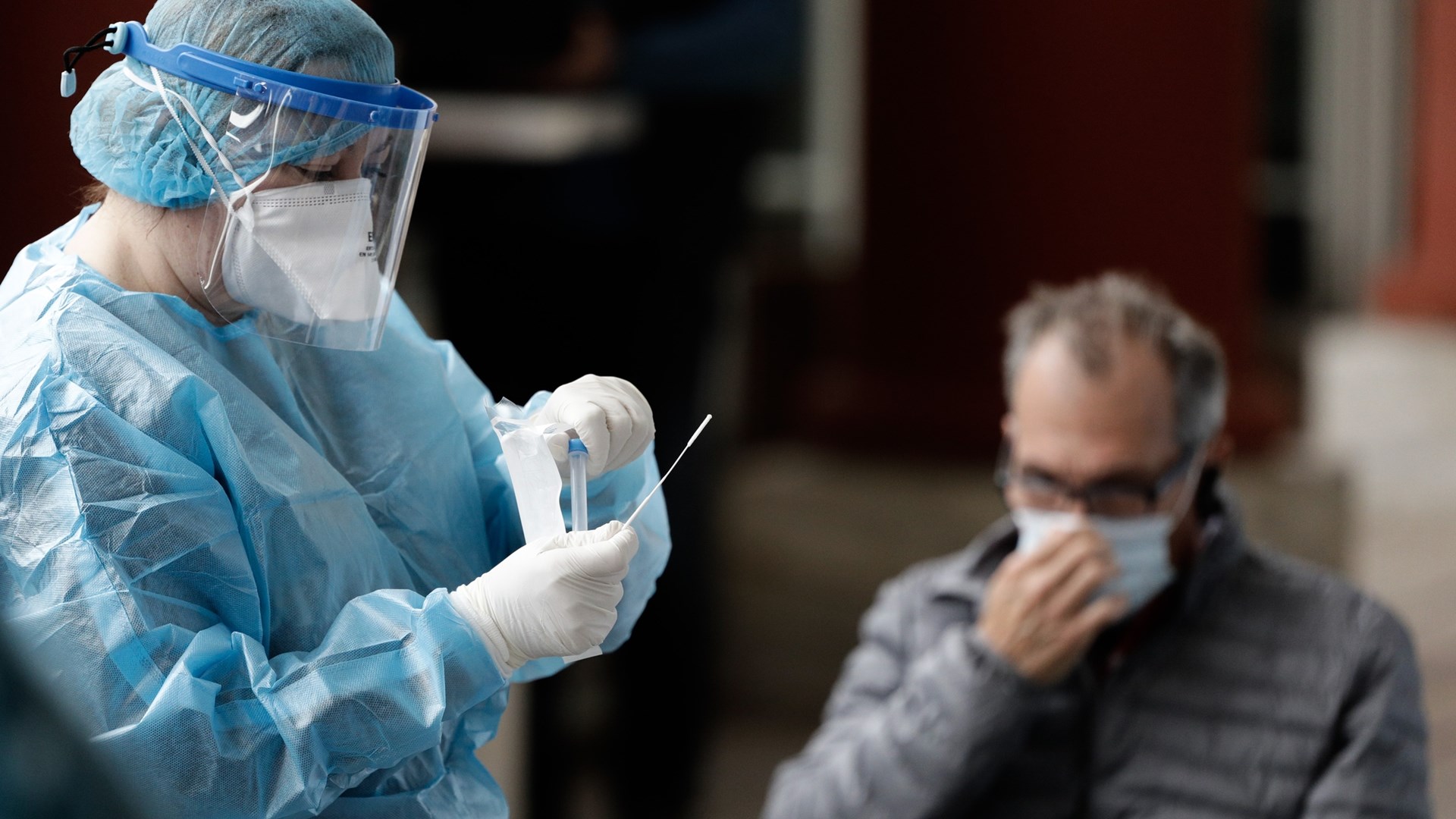 Κορονοϊός: Πού εντοπίζονται τα 1.007 νέα κρούσματα – Δείτε τη γεωγραφική κατανομή