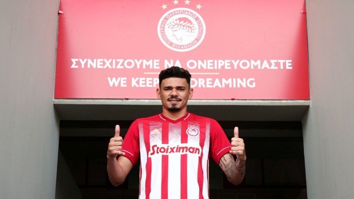 Ολυμπιακός: Υπέγραψε ο Τικίνιο