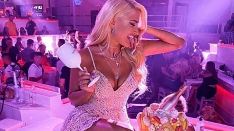 Τούνη: Μετακόμισε για 9η φορά και ανακοίνωσε πως αγόρασε σπίτι – ΦΩΤΟ