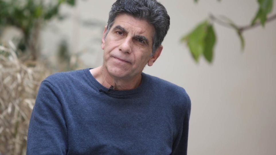 Μπέζος: Υπάρχουν τελείως ανόητες εκπομπές που κάνουν νούμερα – ΒΙΝΤΕΟ