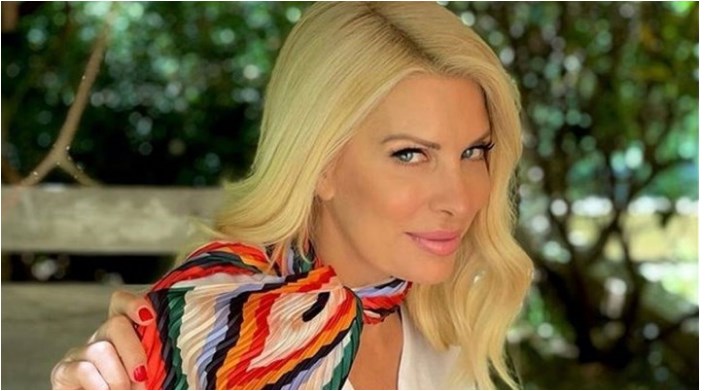 Ελένη Μενεγάκη: Έτσι καλωσόρισε το καλοκαίρι – ΦΩΤΟ