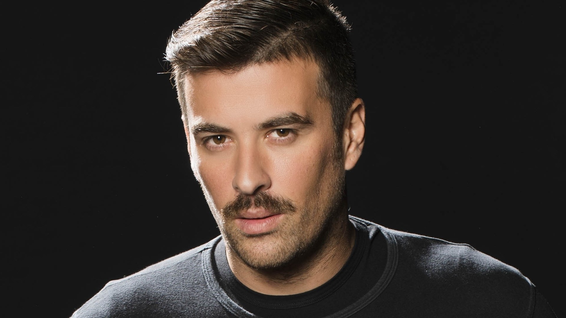 Γιάννης Αϊβάζης: Η δήλωση για το “καλάμι” και οι δυσκολίες στο ξεκίνημα