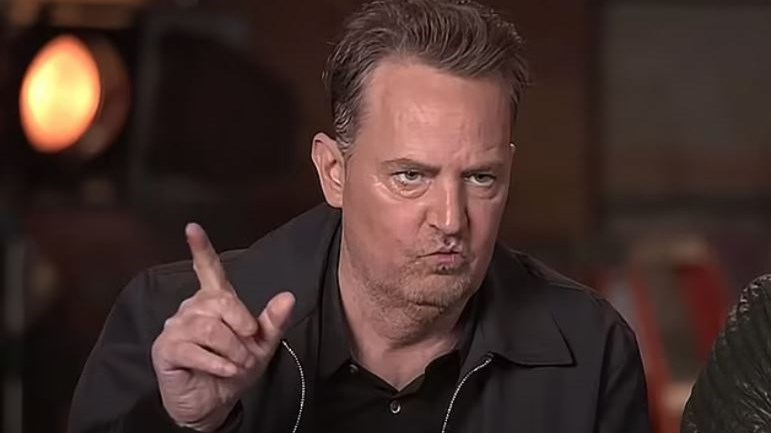 Μάθιου Πέρι: Τι κρύβεται πίσω από τη διάλυση του αρραβώνα του