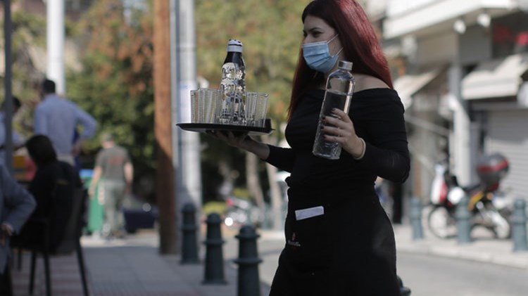 Άρση lockdown: Πότε θα εξεταστεί το θέμα της μουσικής στην εστίαση – Τι θα γίνει με το ωράριο κυκλοφορίας