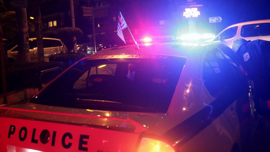 Άγρια καταδίωξη στην Εύβοια: Νεαρός οδηγός παραλίγο να πατήσει προσκυνητές