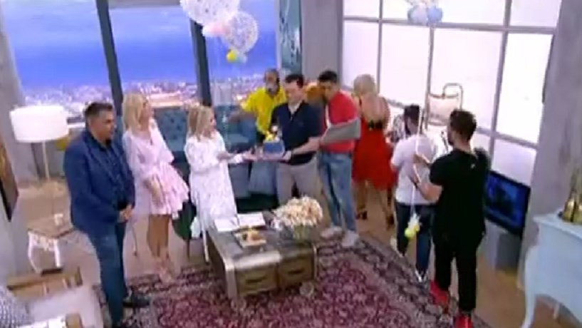 Λίτσα Πατέρα: Η έκπληξη στο “Πρωινό” για τα γενέθλιά της – “Λύγισε” όταν της ευχήθηκαν τα εγγόνια της