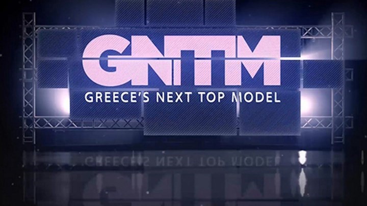 GNTM: Φιναλίστ του ριάλιτι μόδας εργάζεται σε κρεπερί στη Μύκονο – ΒΙΝΤΕΟ