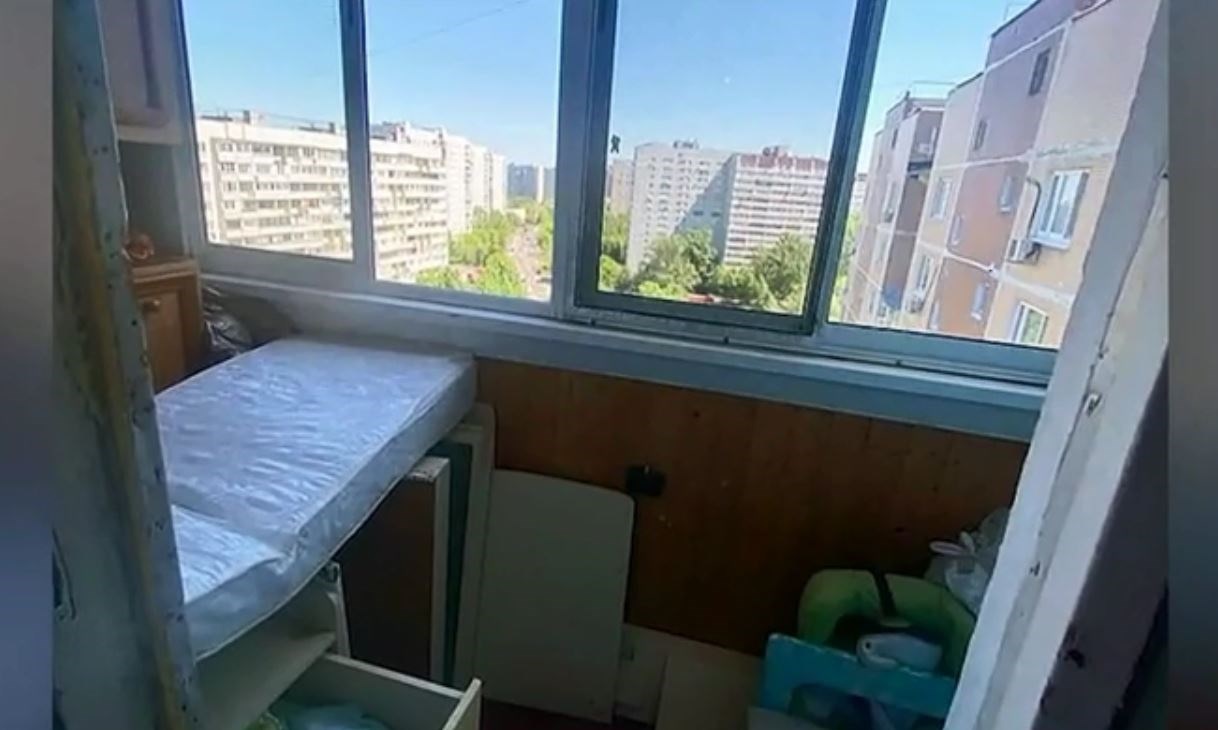 Τραγωδία στη Ρωσία: Μωρό σκοτώθηκε πέφτοντας από παράθυρο πολυκατοικίας 14 ορόφων
