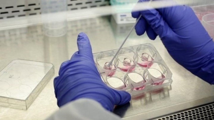 Βρετανία: 40% πιο μεταδοτική η μετάλλαξη “Δέλτα” – Σενάρια για καθυστέρηση άρσης του lockdown