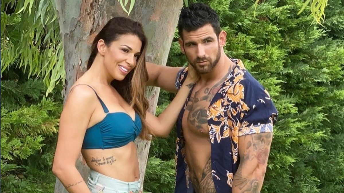 Ελένη Χατζίδου-Ετεοκλής Παύλου: Δύο μυστήρια και  τούρτα-έκπληξη