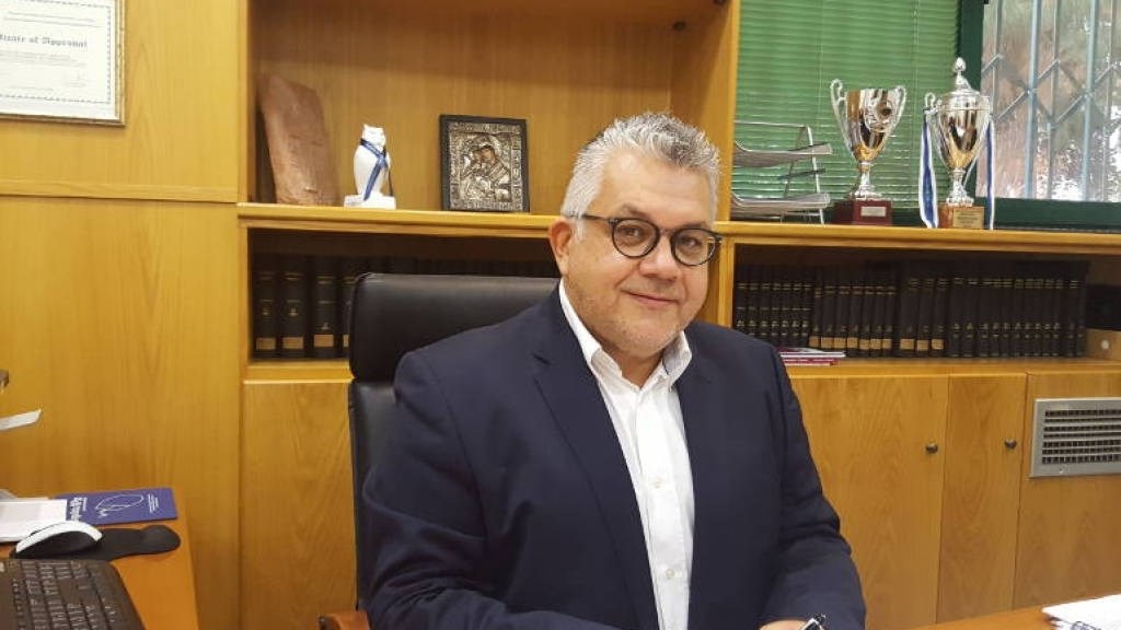 Πρύτανης ΑΠΘ: Η αντικοινωνική κοινωνικότητα των πάρτι