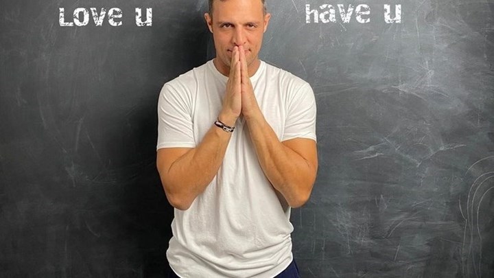 Σάββας Πούμπουρας: Τι λέει για την ανάρτησή του περί “αμισθί εργασίας” που προκάλεσε σάλο