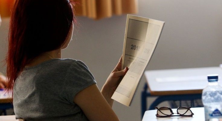 Πανελλήνιες 2021: Πότε πρέπει να κάνουν το πρώτο τεστ για τον κορονοϊό οι υποψήφιοι