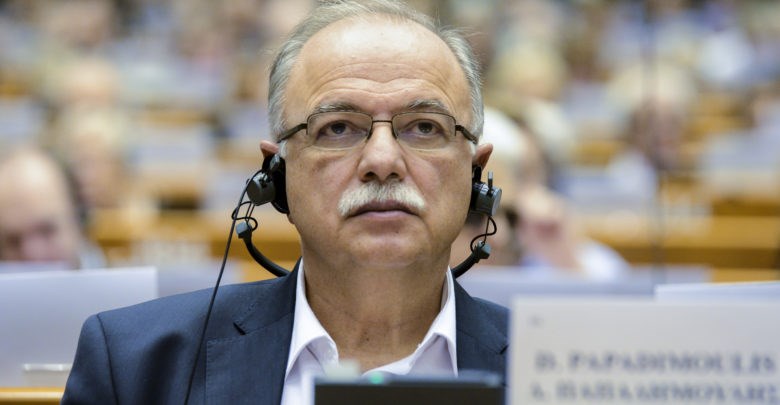 Παπαδημούλης: Να μη δικαιωθούν τα γεράκια της λιτότητας, όπως ο Σόιμπλε