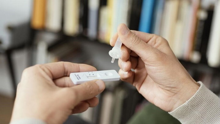 Τέλος από σήμερα τα δωρεάν self test στη Θεσσαλονίκη – “Θα εκληφθεί ως εκβιασμός” απαντά η Πελώνη