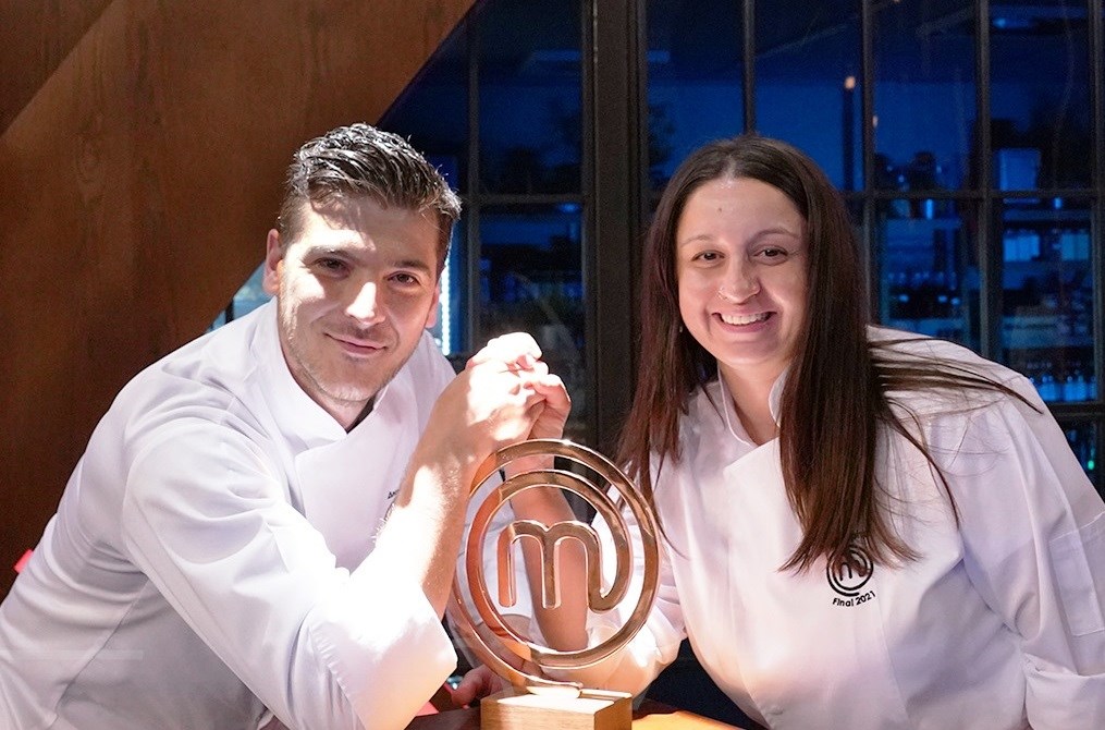 MasterChef τελικός: Όλα όσα πρέπει να γνωρίζετε για τους δύο φιναλίστ – BINTEO