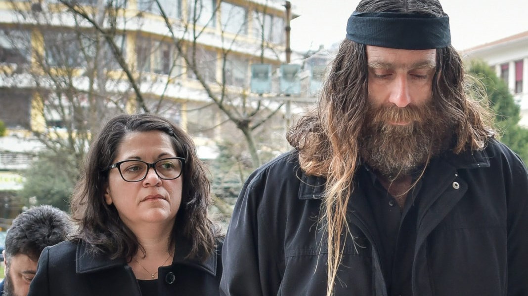 Βαγγέλης Γιακουμάκης: Συγκλονίζουν οι γονείς του μία μέρα πριν την εκδίκαση στο Εφετείο – Πάμε στη δίκη για την ψυχούλα του