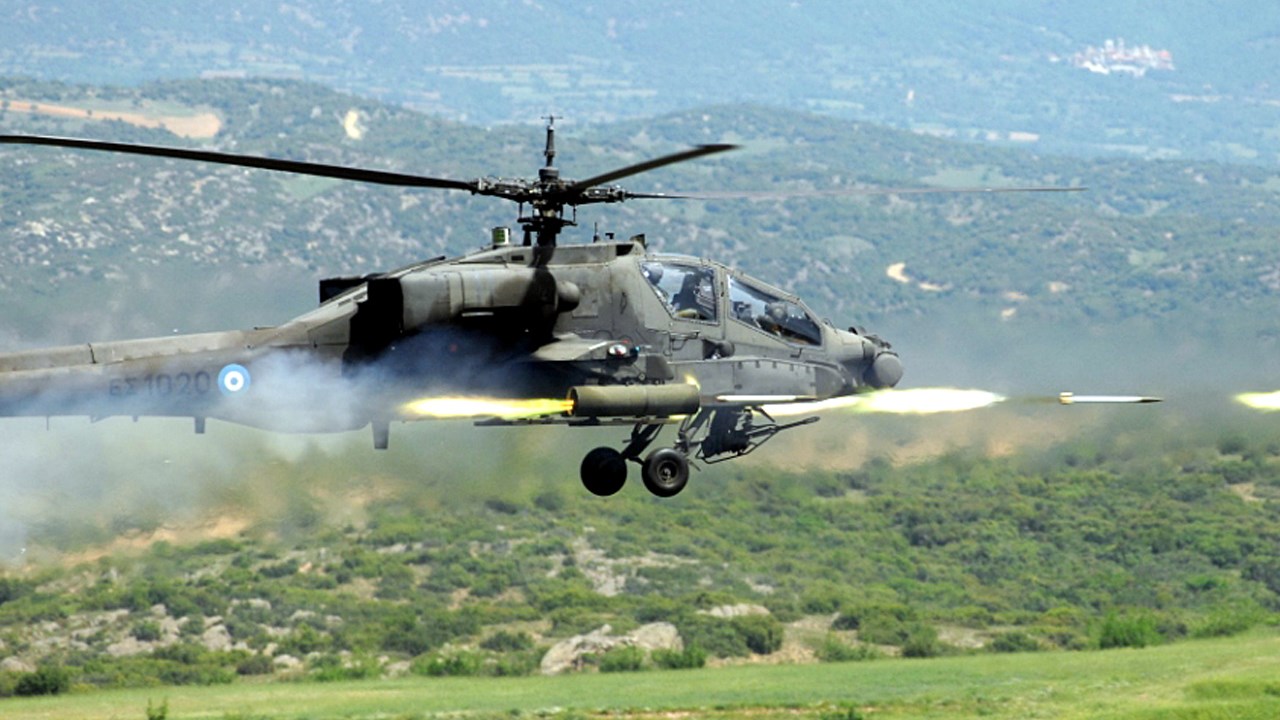 Η Αεροπορία Στρατού αναβαθμίζει τα Apache με ισραηλινή τεχνολογία