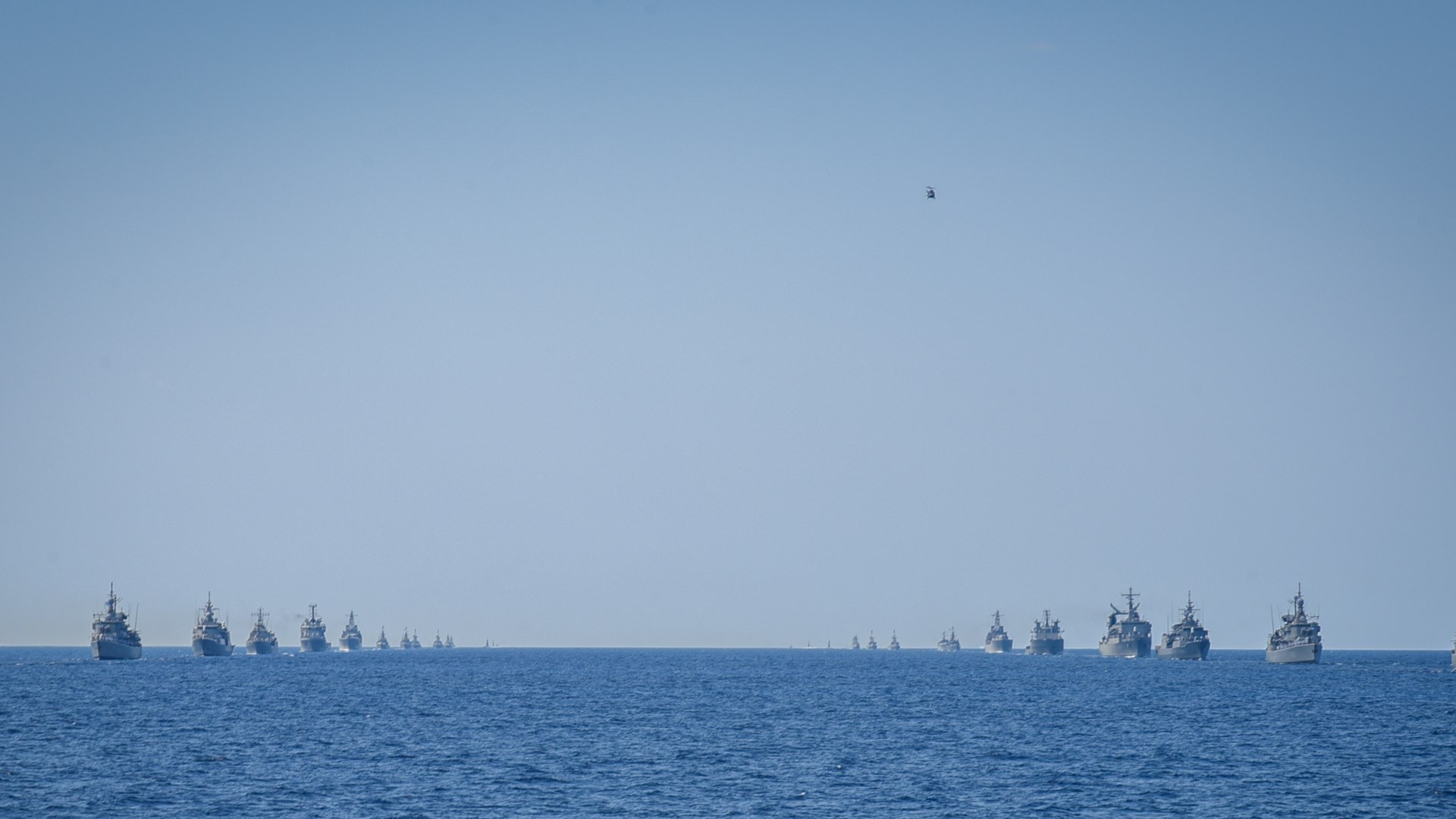 «Καταιγίδα» στο Αιγαίο από τον Στόλο – Επιθεώρηση από την Πρόεδρο της Δημοκρατίας – ΦΩΤΟ – ΒΙΝΤΕΟ