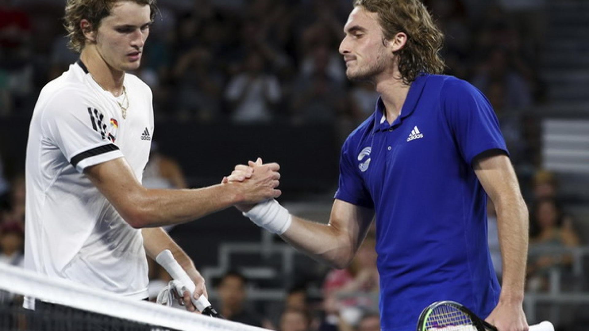 Ρολάν Γκαρός: Ο Ζβέρεφ ισοφάρισε τον Τσιτσιπά και όλα θα κριθούν στο πέμπτο σετ