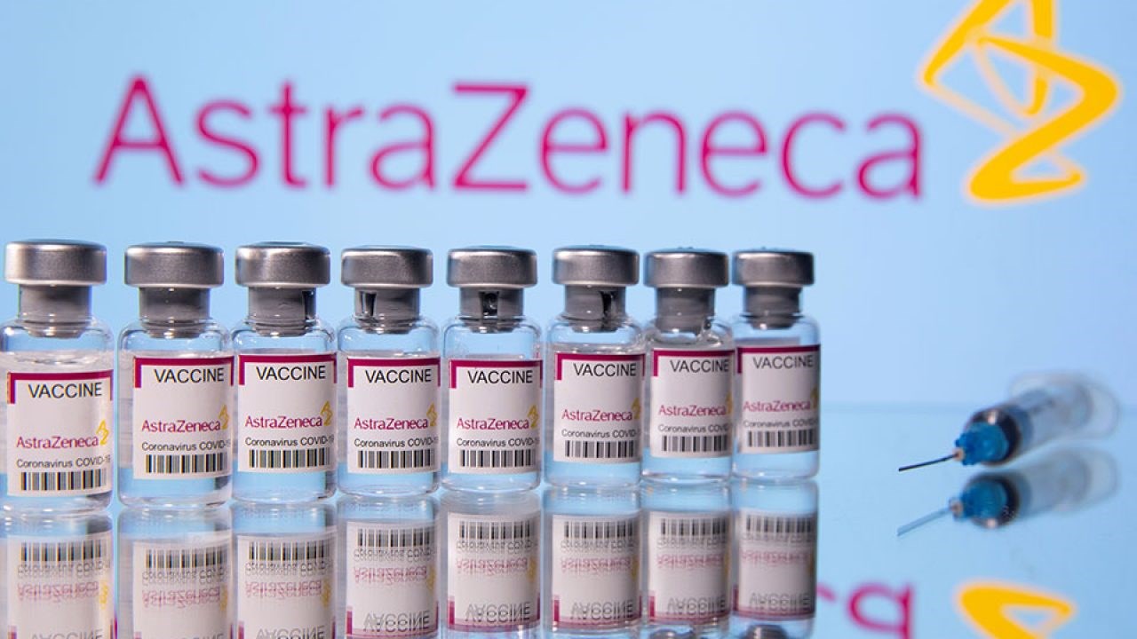 Ιταλία: Εμβόλιο AstraZeneca μόνο στους άνω των 60 μετά τον θάνατο 18χρονης