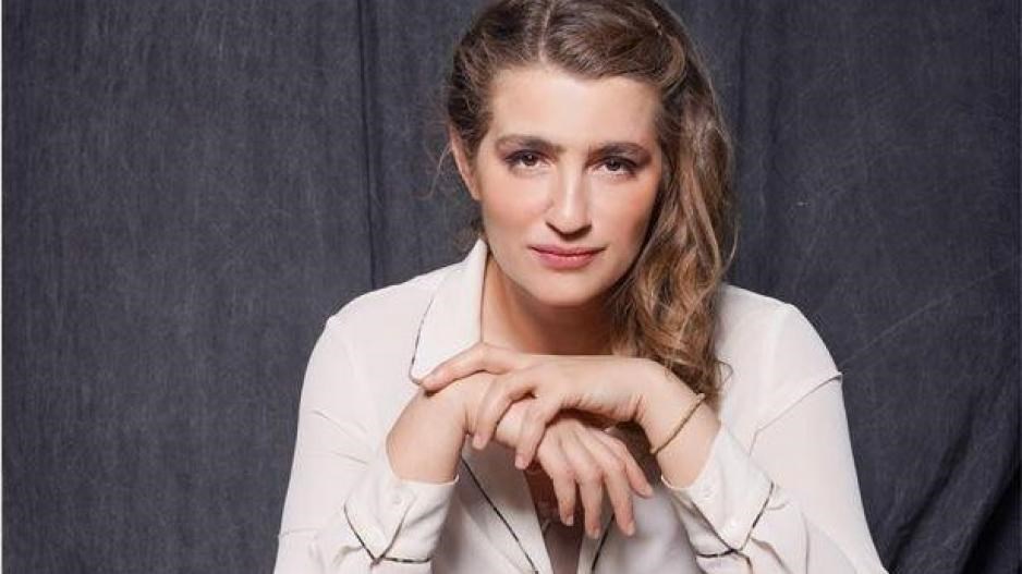 Μαρία Κίτσου: Ποζάρει με μαγιό σε μαγευτικό τοπίο