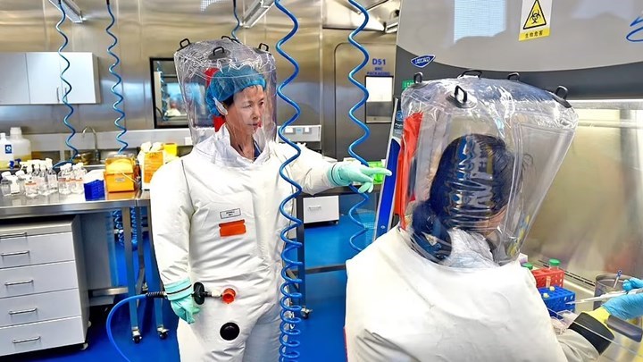 Κορονοϊός: Πόσο πιθανό είναι να διέφυγε από εργαστήριο; – Όλα τα σενάρια